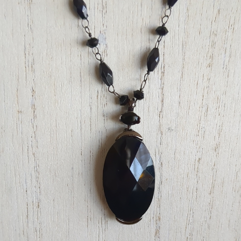 🖤 Black Beaded/Crystal Necklace